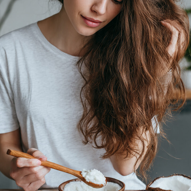 How to fix dry hair naturally