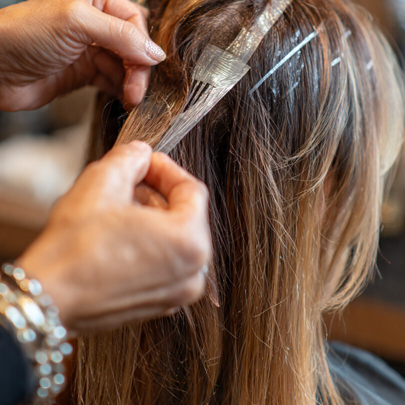 How long do tape in extensions last?