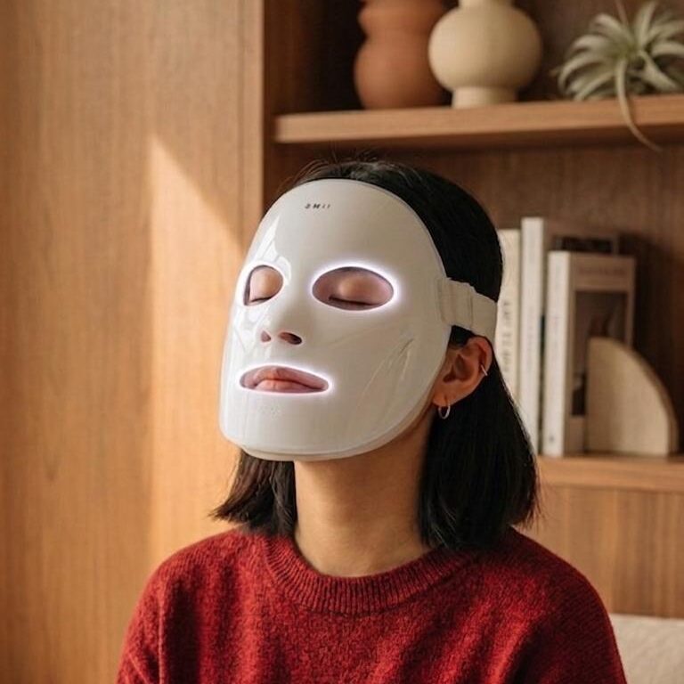 Pursonic LED face mask